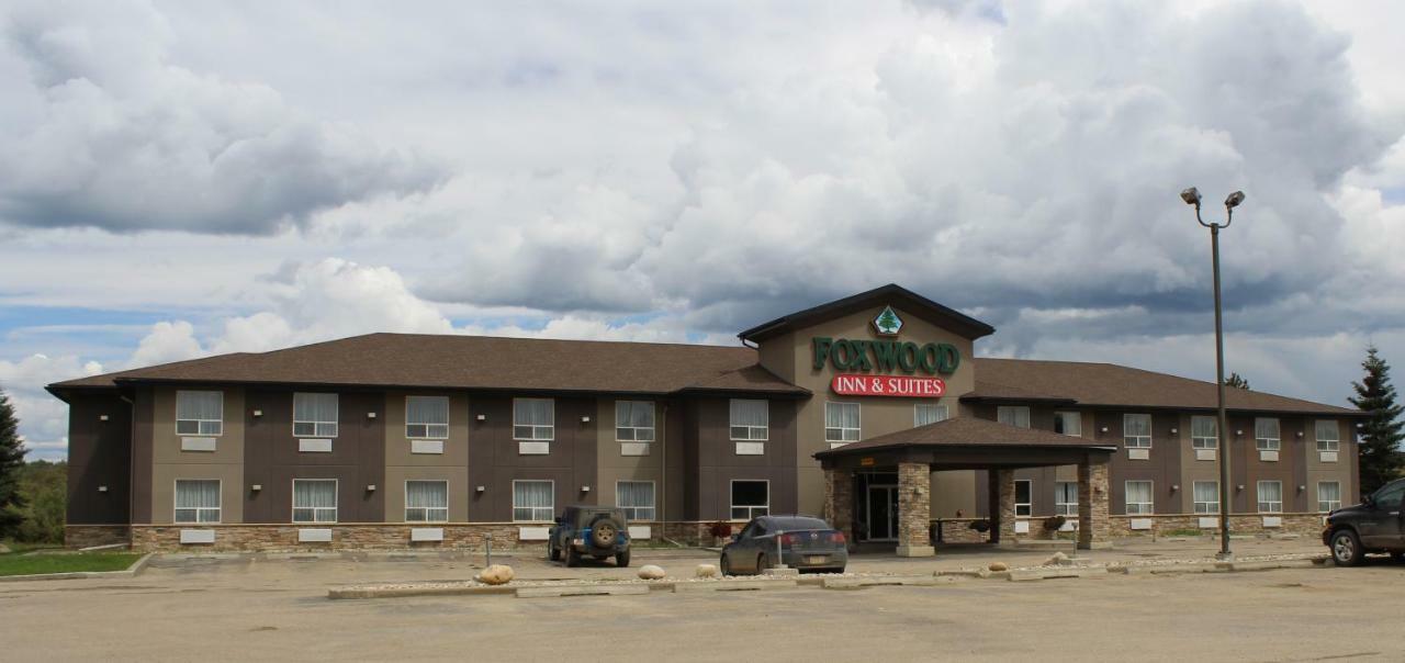 Foxwood Inn And Suites Fox Creek Екстериор снимка